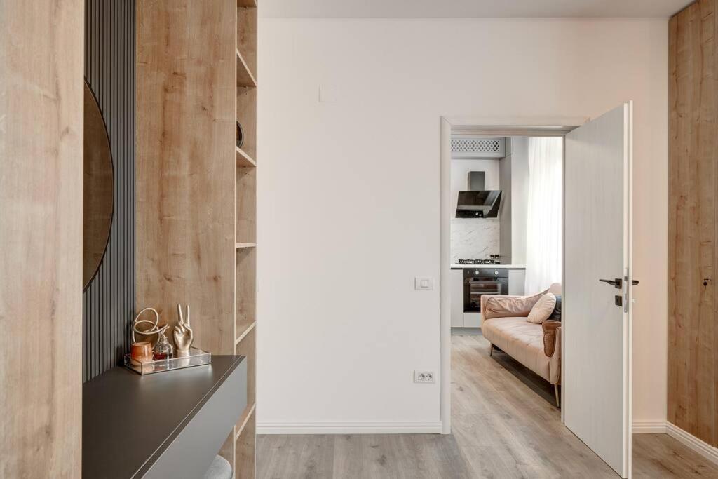 Oasis On Calea Victoriei Apartment Bucharest Exterior photo